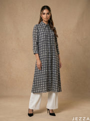 Contemporary Lines: Windowpane Check Longline Top 87041